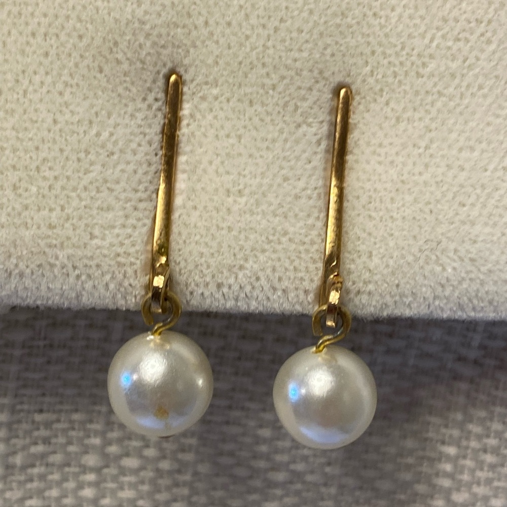 Vintage Faux Pearl Drop Clip on Earrings